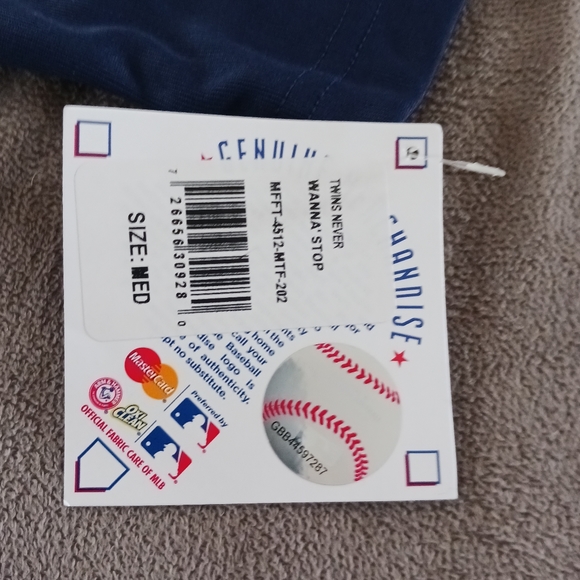 Minnesota Twins CoolBase Warmup - Picture 5 of 5